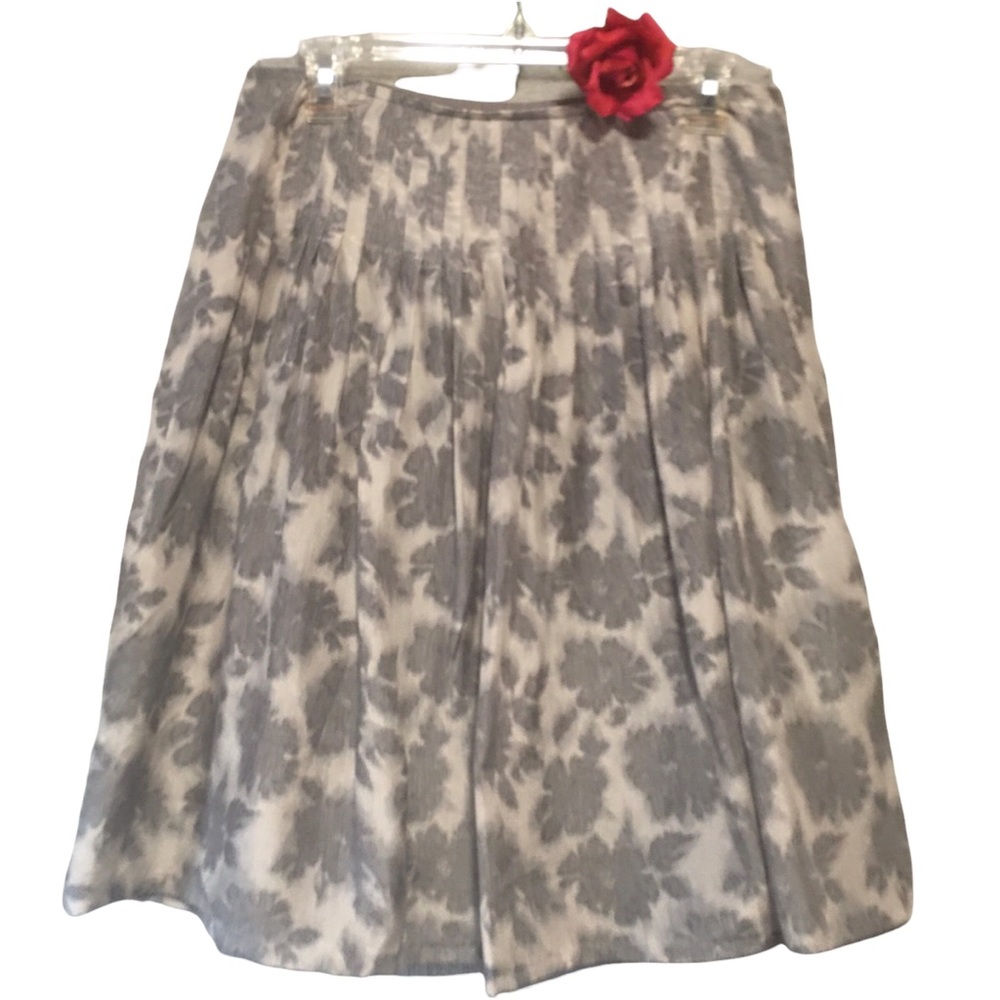 Gray 100% Silk Skirt Whimseygoth Fairycore Liz Claiborne Pin Tuck Pleats Sz 6